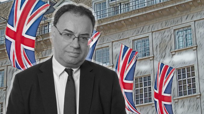 UK central bank leader reassures cash's place with rising Britcoin