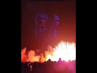 Wow pretty epic drone show 🔥#elonmusk #elonmuskmotivation #shortvideo #beginners #ai #shorts